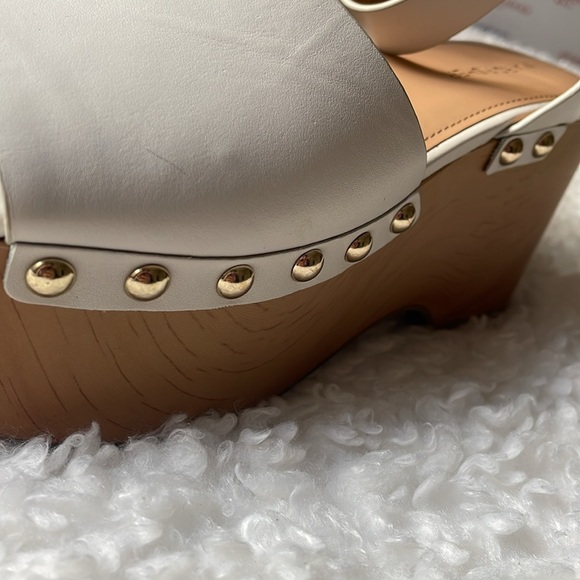 Marc Fisher Platform Sandals - Picture 7 of 8